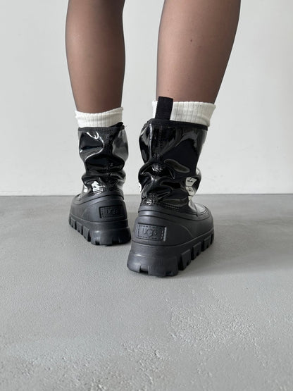 UGG Classic Brellah Mini Boot Black - oceanhype - 