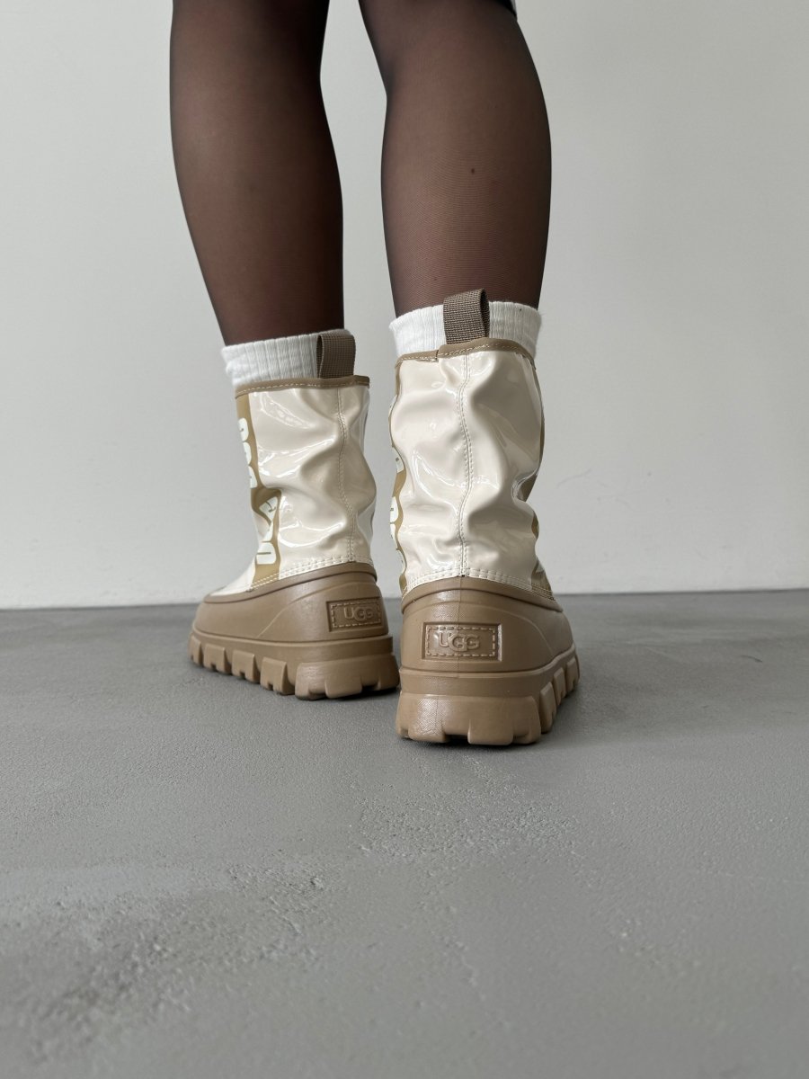UGG Classic Brellah Mini Boot Beige - oceanhype - 