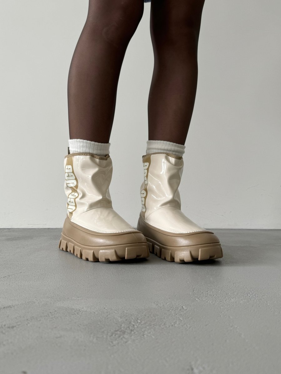 UGG Classic Brellah Mini Boot Beige - oceanhype - 