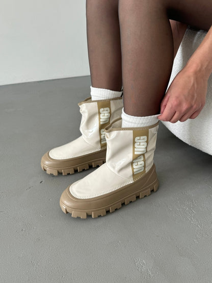 UGG Classic Brellah Mini Boot Beige - oceanhype - 