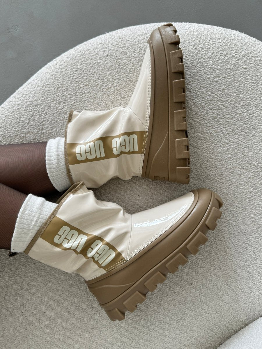 UGG Classic Brellah Mini Boot Beige - oceanhype - 