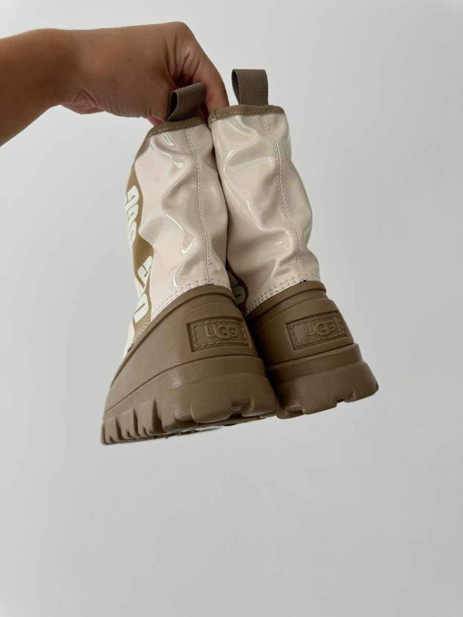 UGG Classic Brellah Mini Boot Beige - oceanhype - 