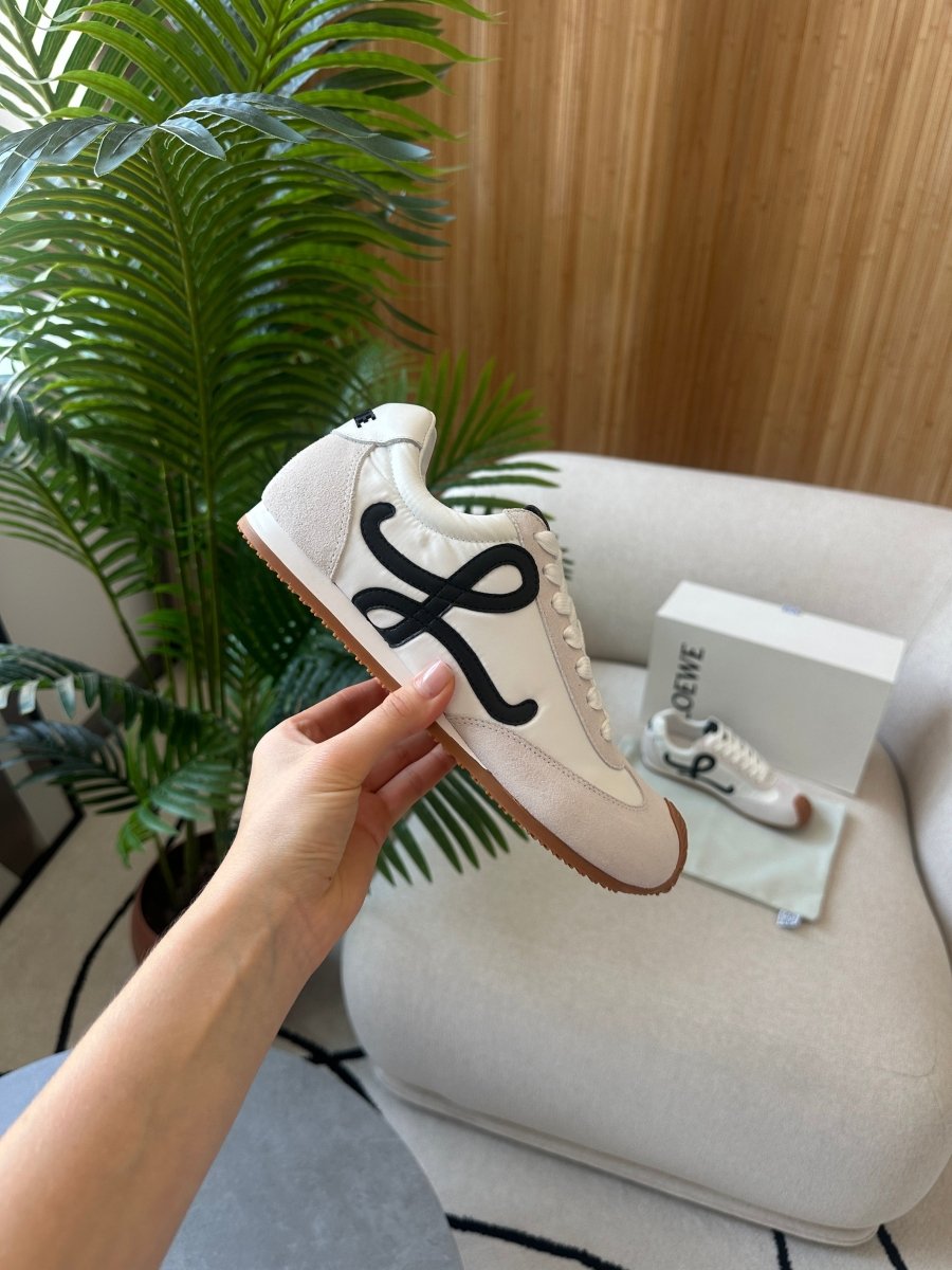 Loewe Ballet Runner White Black Gum - oceanhype - 