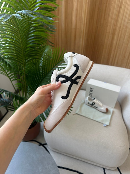 Loewe Ballet Runner White Black Gum - oceanhype - 