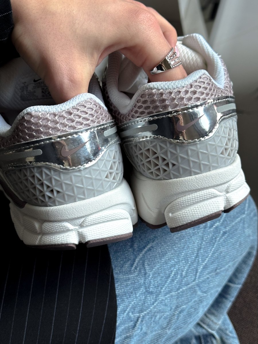 Nike Zoom Vomero 5 Platinum Violet & Metallic Silver - oceanhype - 