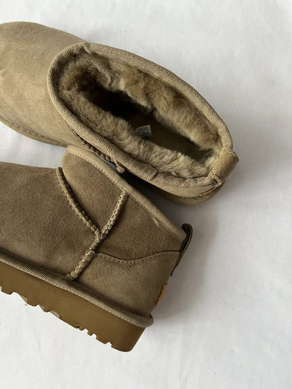 UGG Classic Ultra Mini Khaki - oceanhype - 