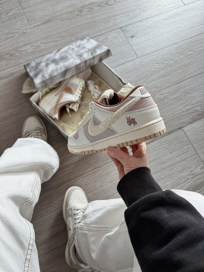 Nike SB Dunk Low Retro Rabbit Fossil Stone - oceanhype - 