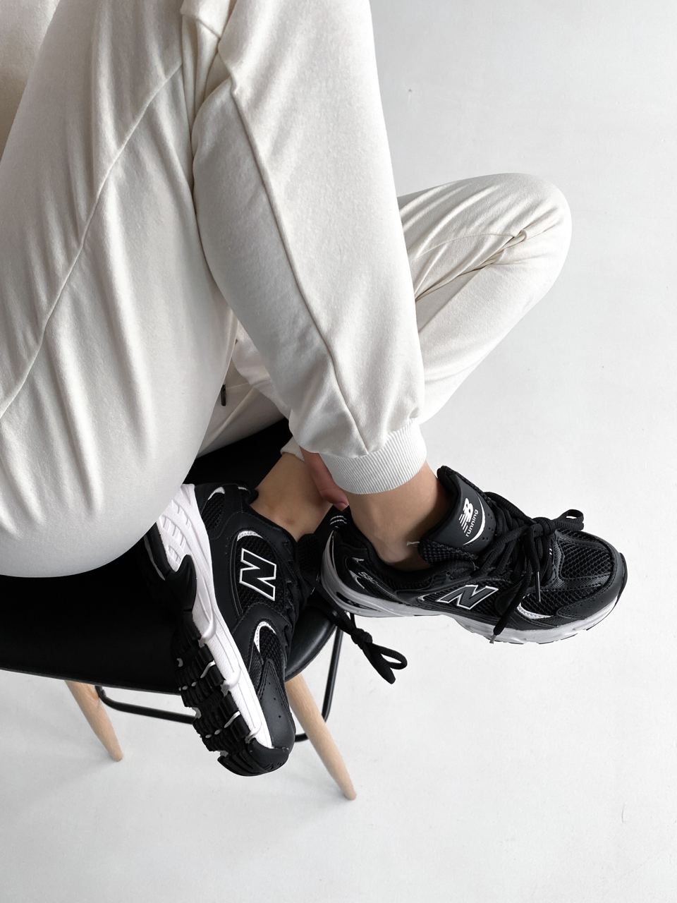 New Balance 530 Black/White - oceanhype - 
