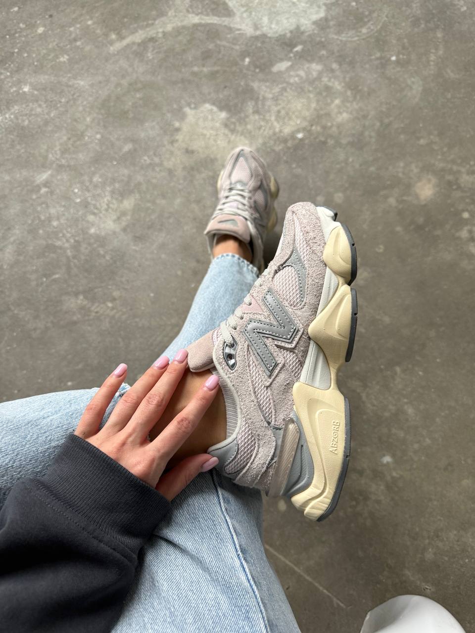 New Balance 9060 Pink Grey - oceanhype - 