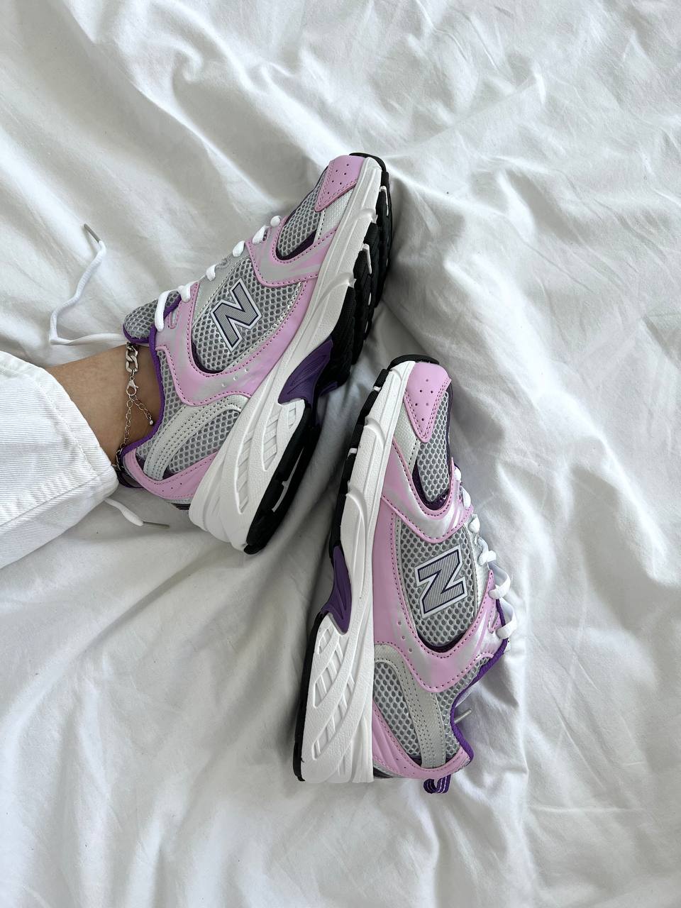 New Balance 530 Pink Grey - oceanhype - 