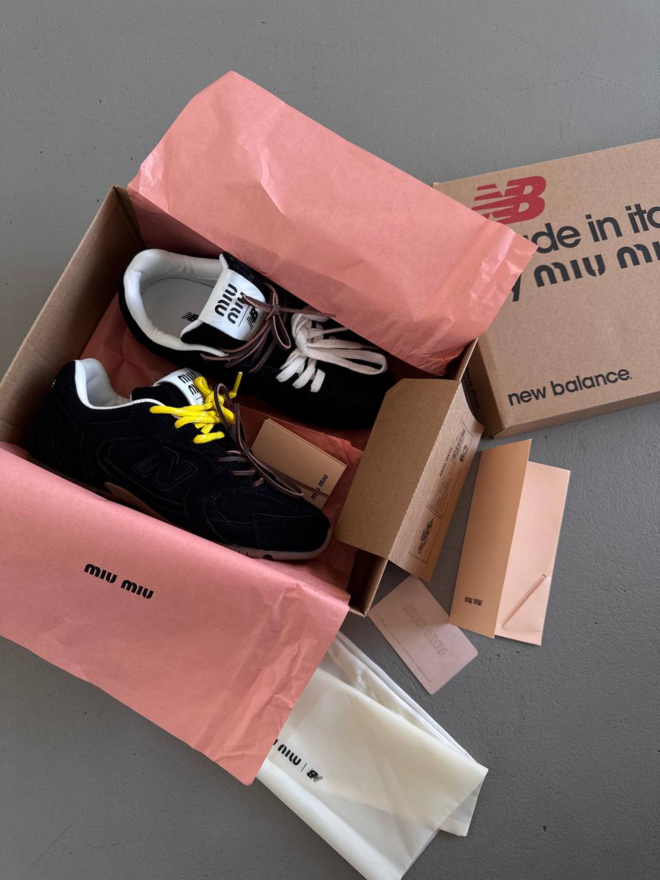 New Balance x Miu Miu 530 Black - oceanhype - 