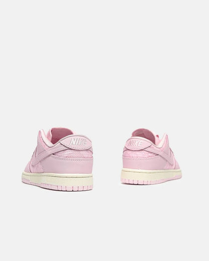 Nike SB Dunk Low WMNS Lace Pack - Regal Pink - oceanhype - 