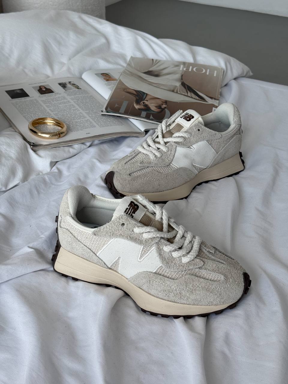 New Balance 327 Beige White - oceanhype - 