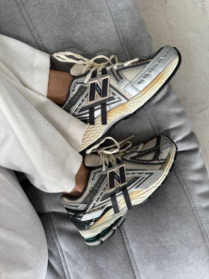 New Balance 1906R Silver Grey Black - oceanhype - 