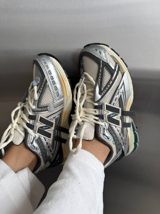 New Balance 1906R Silver Grey Black - oceanhype - 