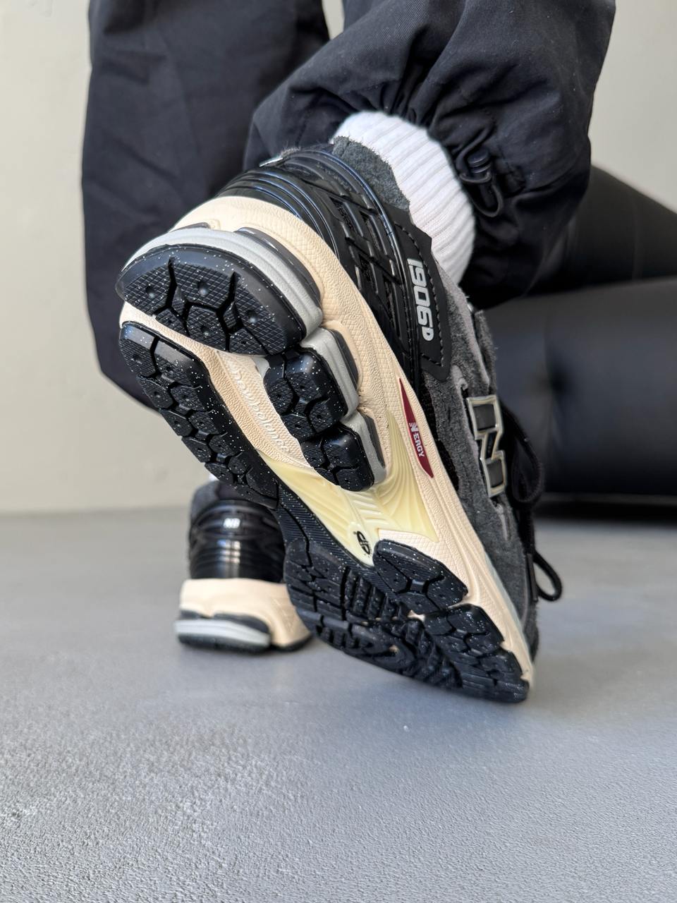New Balance 1906D Protection Pack Black - oceanhype - 