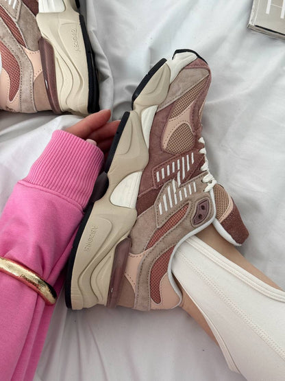 New Balance 9060 Beige Brown - oceanhype - 