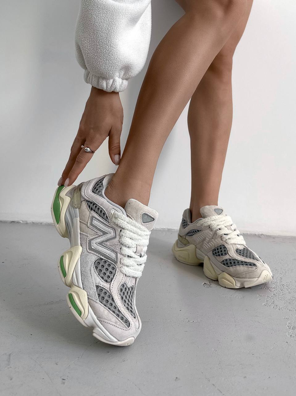 New Balance 9060 Bricks & Wood - oceanhype - 