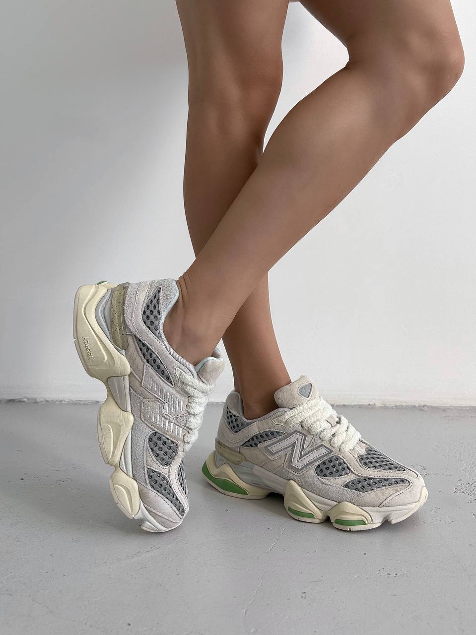 New Balance 9060 Bricks & Wood - oceanhype - 