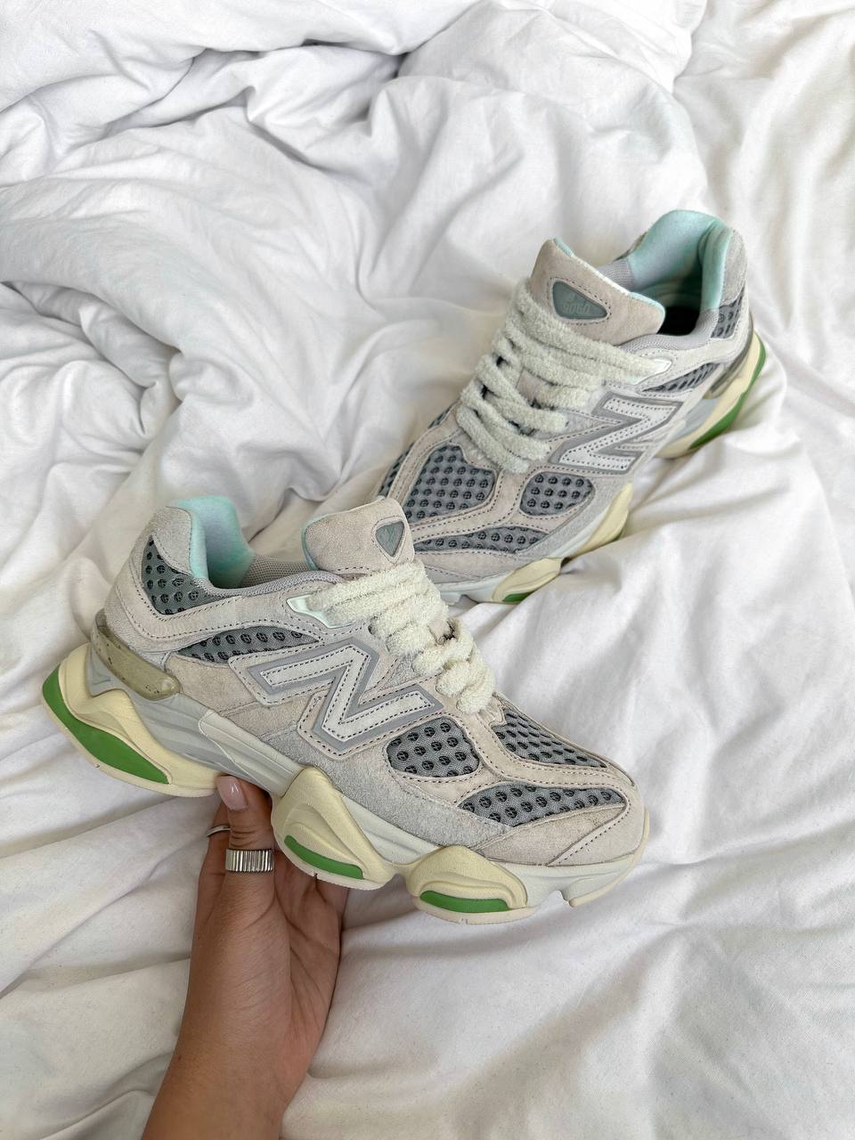 New Balance 9060 Bricks & Wood - oceanhype - 