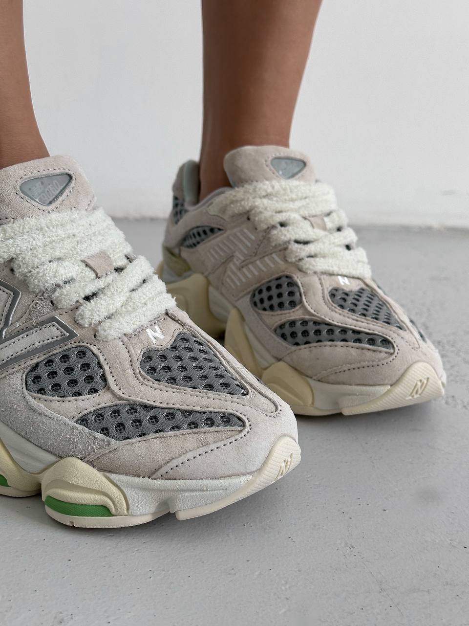 New Balance 9060 Bricks & Wood - oceanhype - 