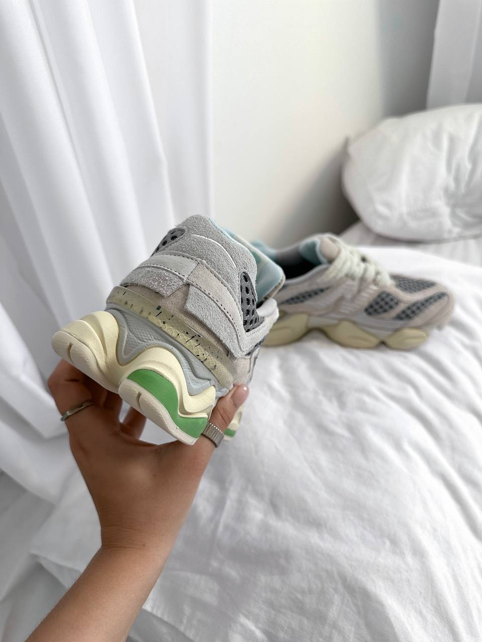 New Balance 9060 Bricks & Wood - oceanhype - 