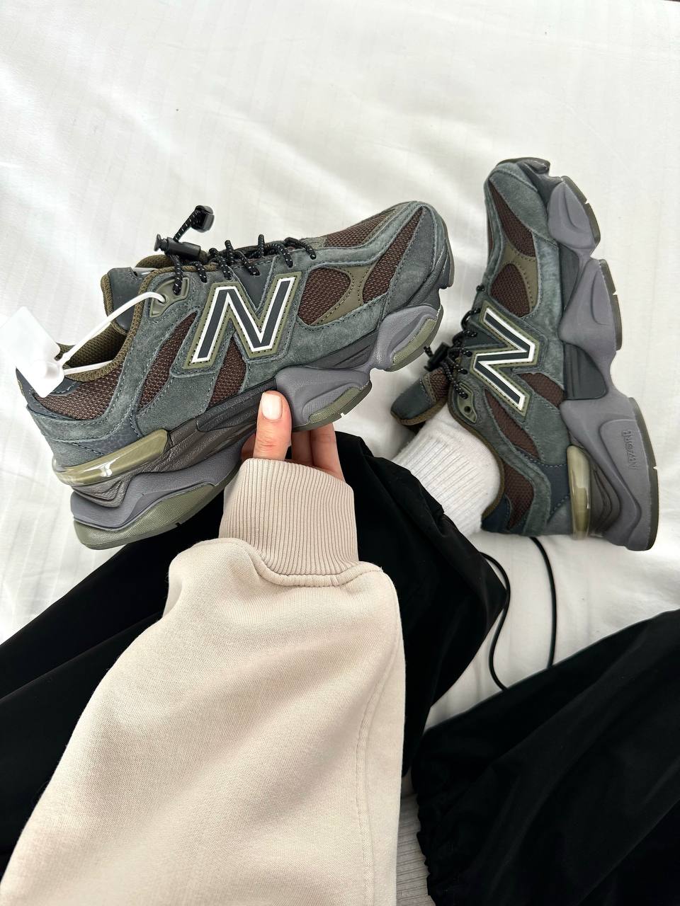 New Balance 9060 Blacktop Dark Moss - oceanhype - 