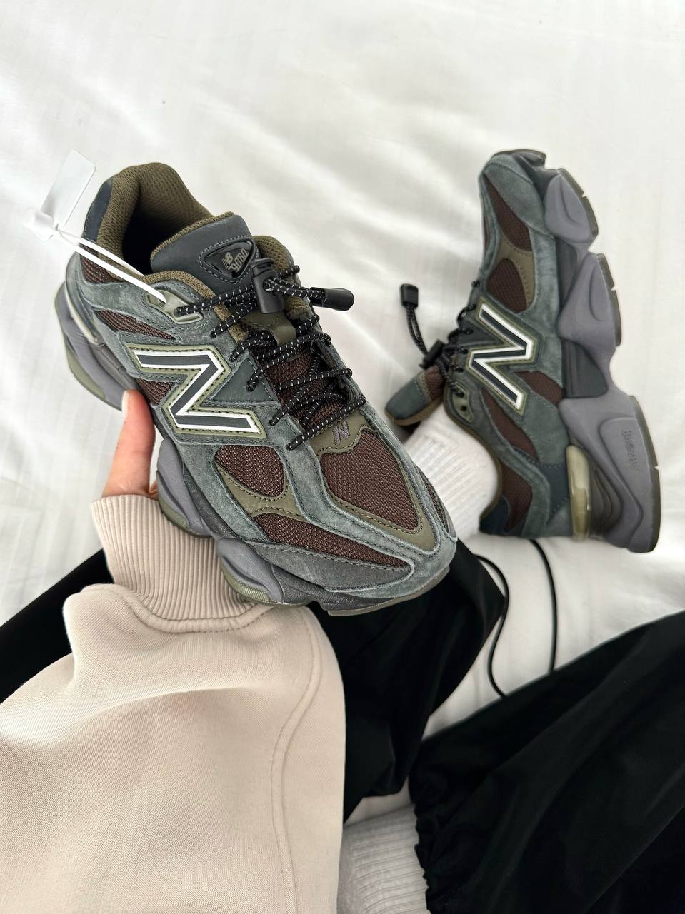 New Balance 9060 Blacktop Dark Moss - oceanhype - 