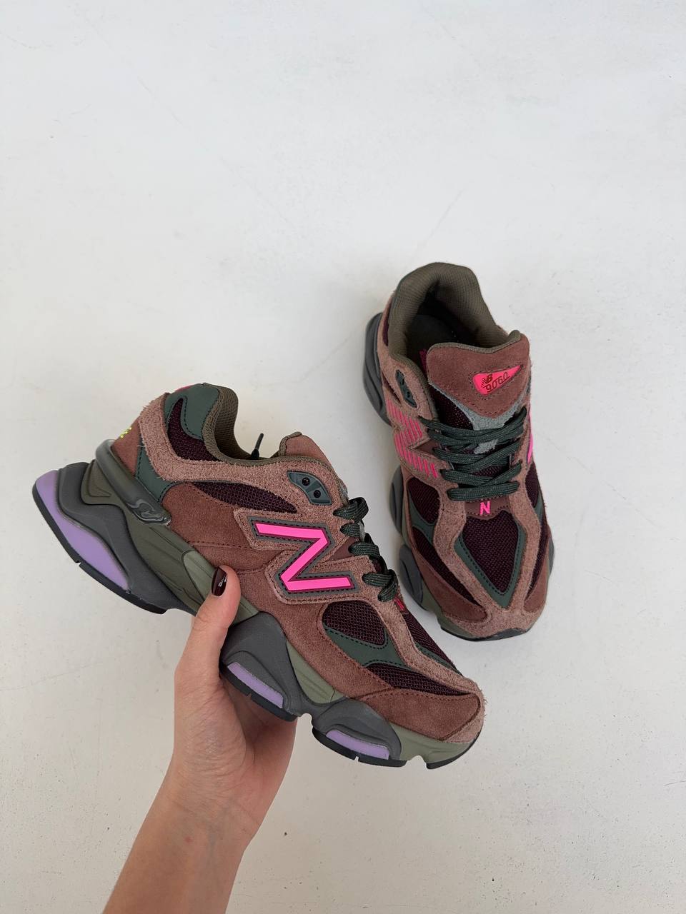 New Balance 9060 Burgundy - oceanhype - 