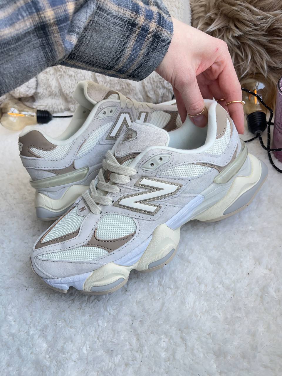 New Balance 9060 Light Beige - oceanhype - 