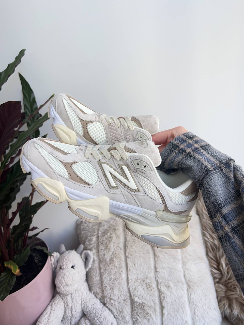 New Balance 9060 Light Beige - oceanhype - 