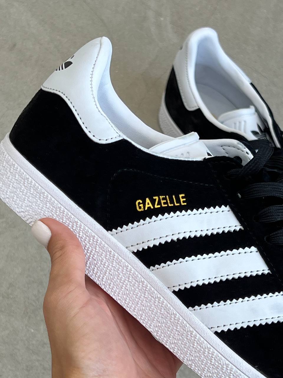 Adidas Gazelle Black White - Gold Metallic - oceanhype - 