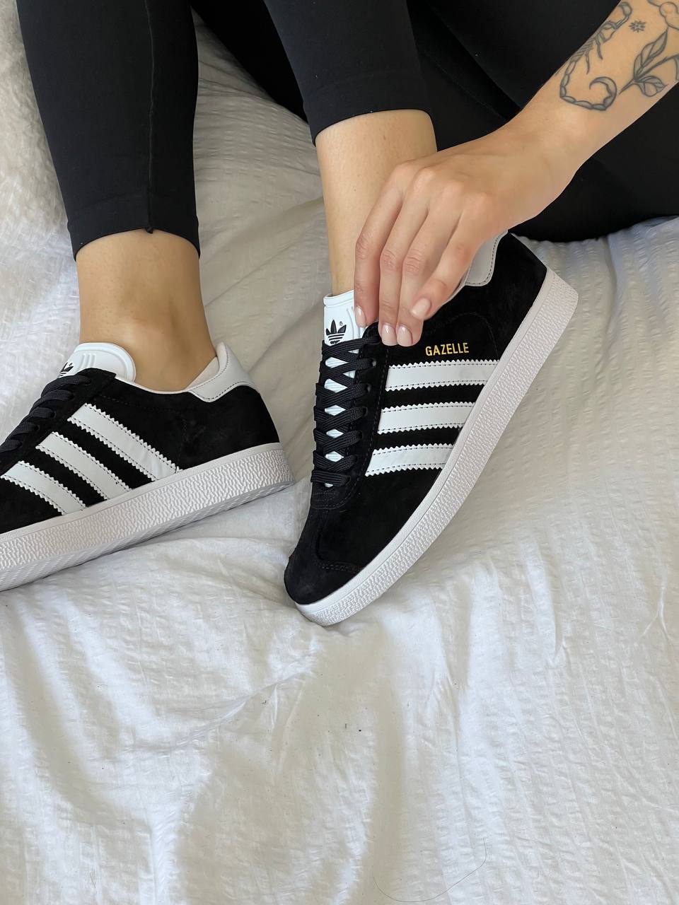 Adidas Gazelle Black White - Gold Metallic - oceanhype - 