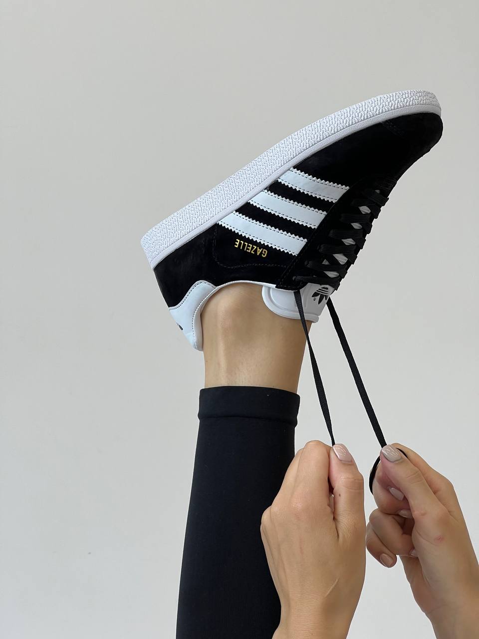 Adidas Gazelle Black White - Gold Metallic - oceanhype - 