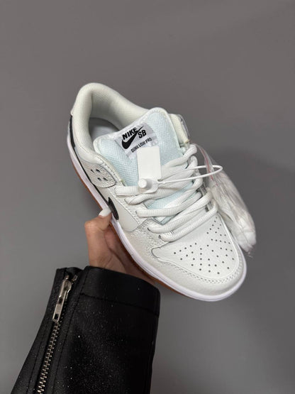 Nike SB Dunk White Black - oceanhype - 