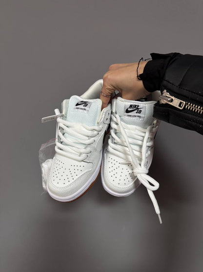 Nike SB Dunk White Black - oceanhype - 