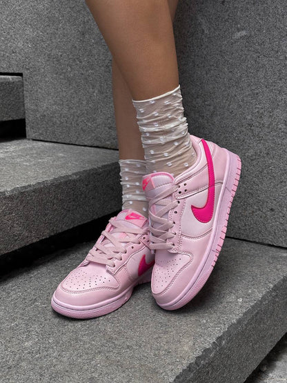 Nike SB Dunk Low Triple Pink - oceanhype - 