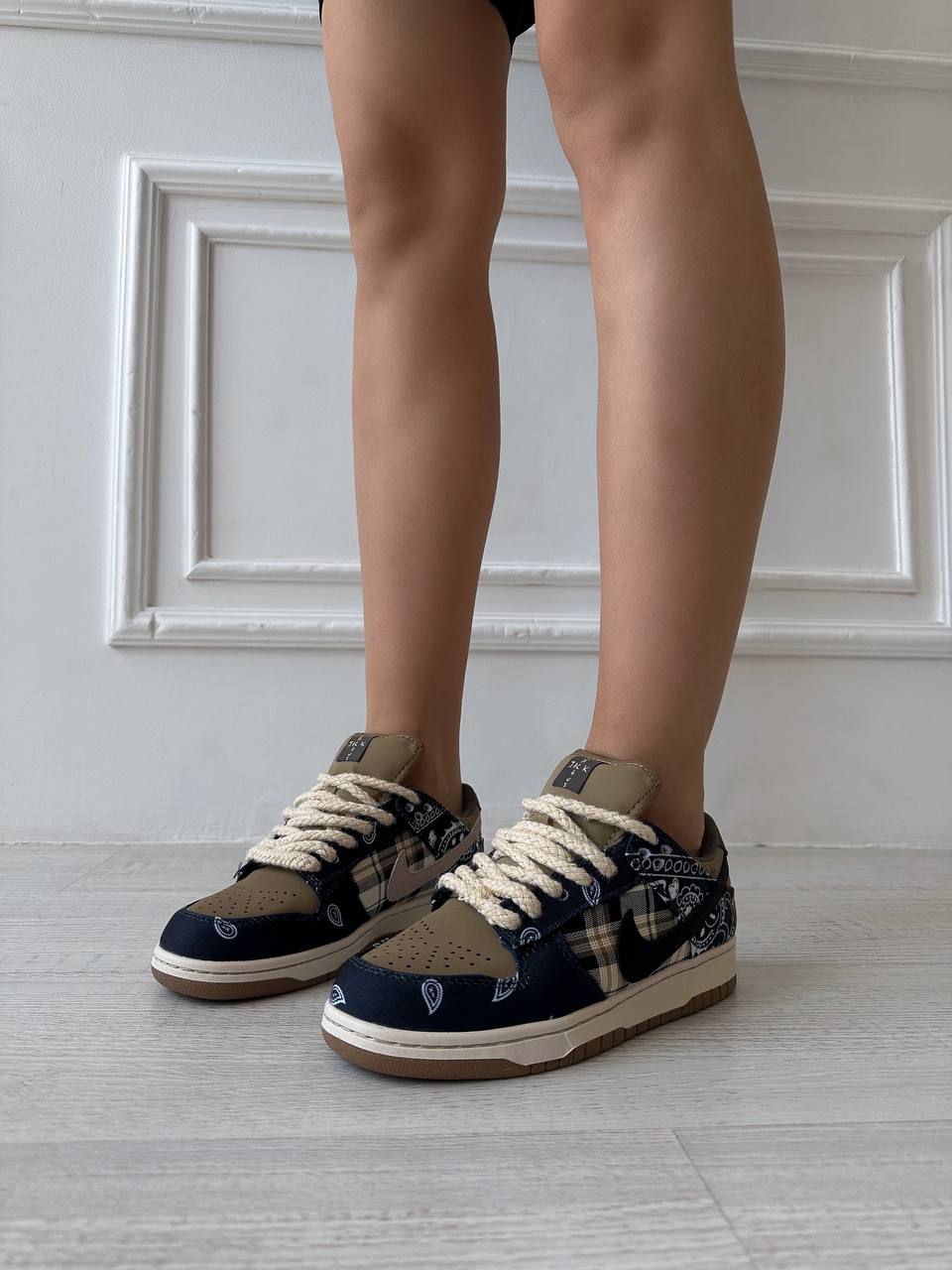 Nike SB Dunk Low x Travis Scott Cactus Jack - oceanhype - 