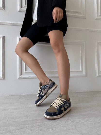 Nike SB Dunk Low x Travis Scott Cactus Jack - oceanhype - 