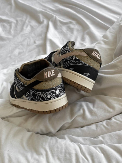 Nike SB Dunk Low x Travis Scott Cactus Jack - oceanhype - 