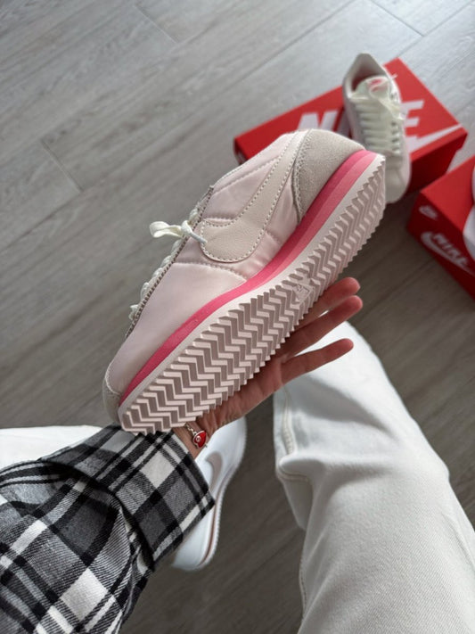 Nike Cortez Light Soft Pink Coral - oceanhype - 