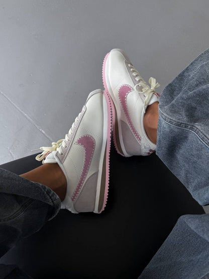 Nike Cortez Valentine's Day - oceanhype - 
