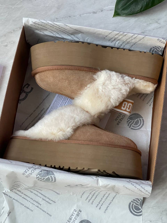 UGG Funkette Platform Chestnut - oceanhype - 