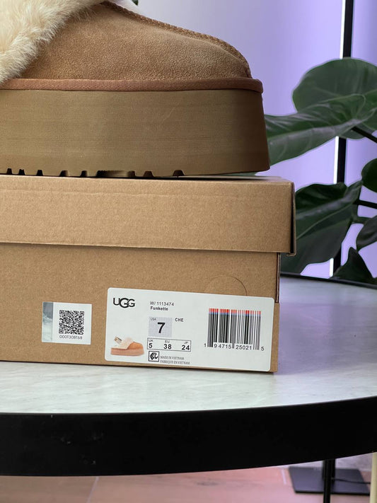 UGG Funkette Platform Chestnut - oceanhype - 