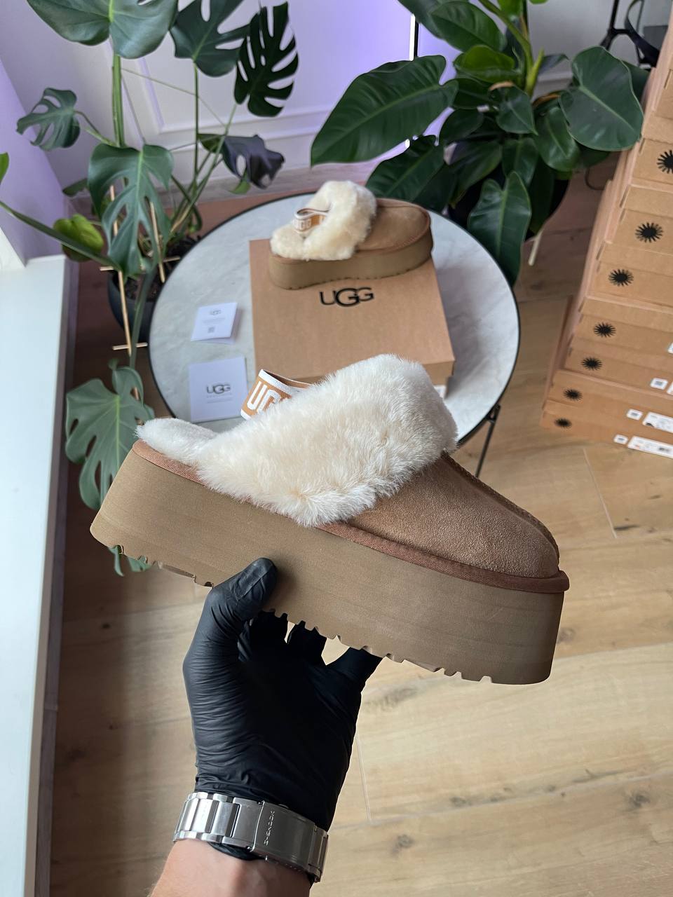 UGG Funkette Platform Chestnut - oceanhype - 