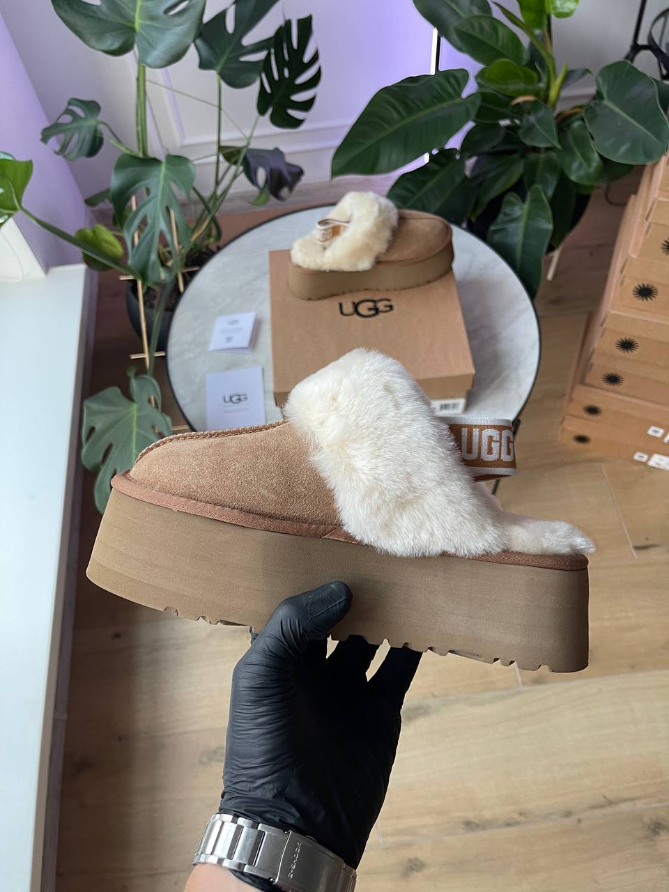 UGG Funkette Platform Chestnut - oceanhype - 