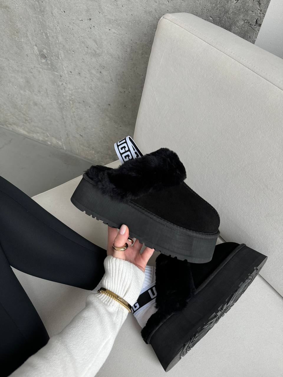 UGG Funkette Platform Black - oceanhype - 