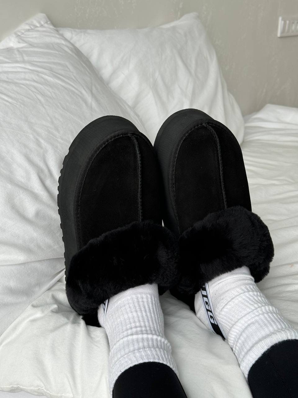 UGG Funkette Platform Black - oceanhype - 