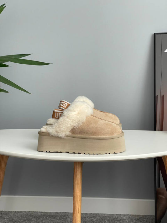 UGG Funkette Slipper Platform Sand - oceanhype - 
