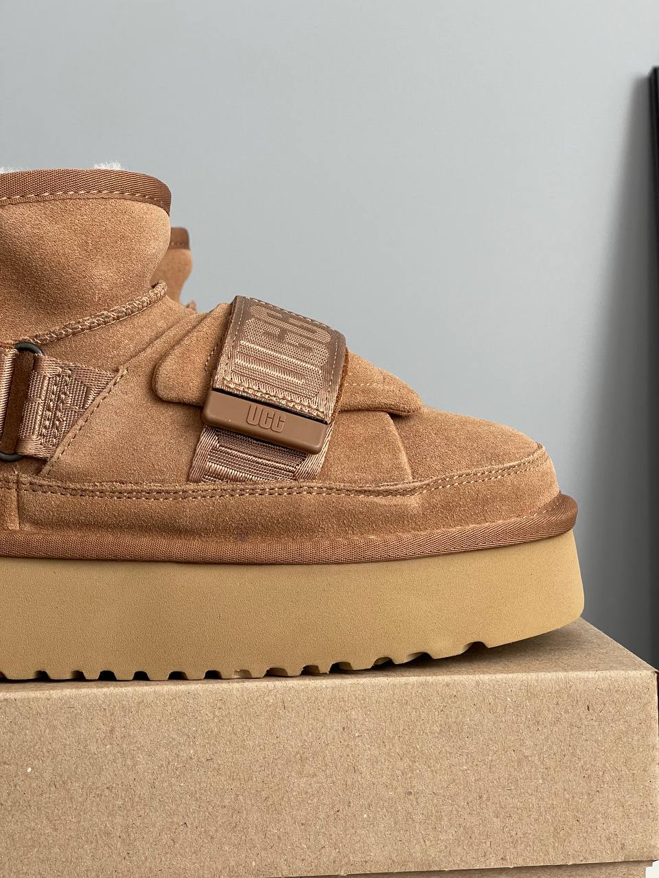 UGG Ultra Mini Platform Hybrid Boots - oceanhype - 